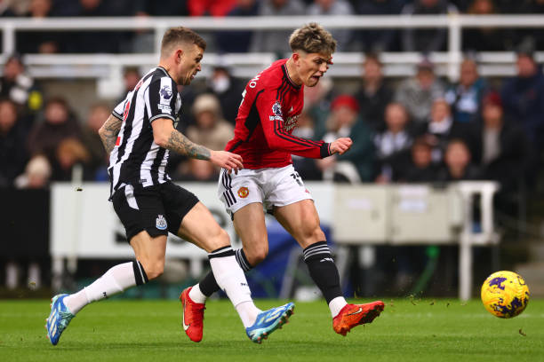 家队主帅罗 家队主帅罗